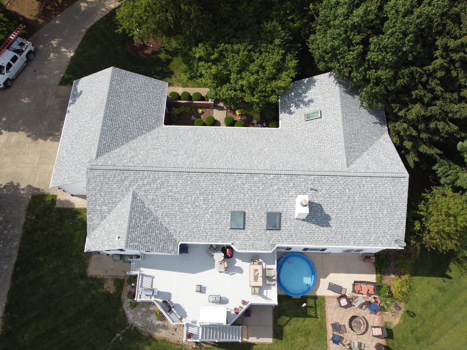 Reliable shingle roofing services near me in St. Louis, MO, by Meridian Roofing and Renovation.