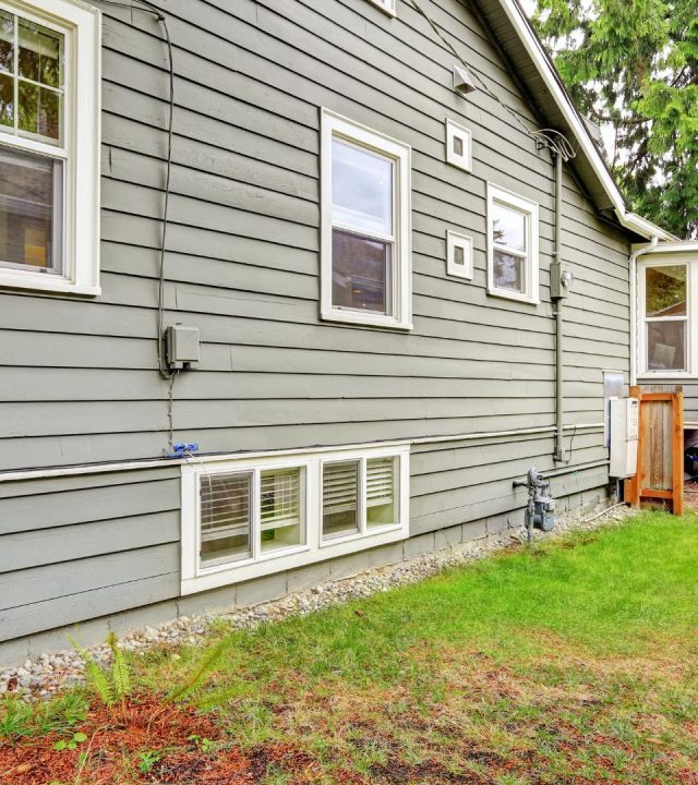 Durable siding repair in St. Peters, MO by Meridian Roofing and Renovation