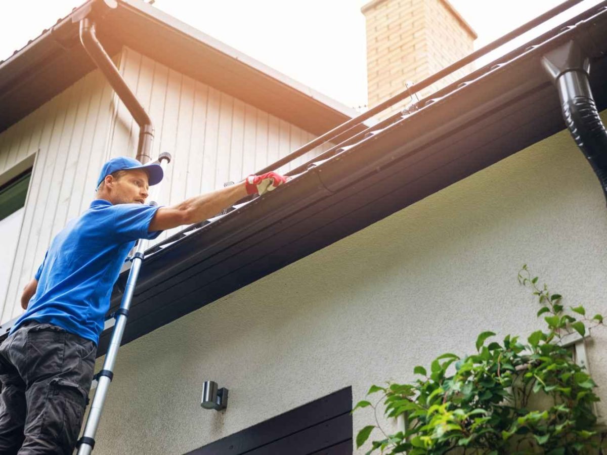 Seamless gutter installation in Brentwood, MO by Meridian Roofing and Renovation